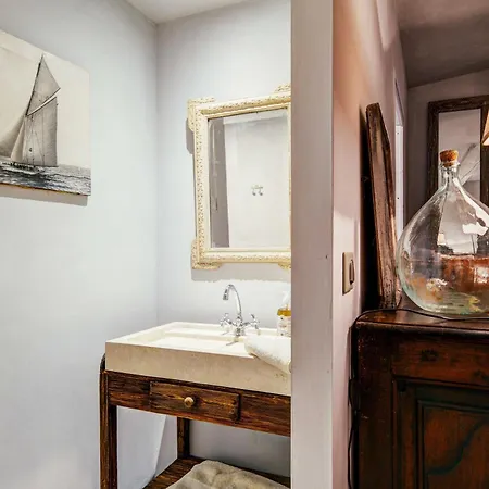 Apartman Charming In The Heart Of Cannes