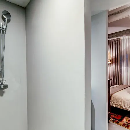 Apartman Charming In The Heart Of